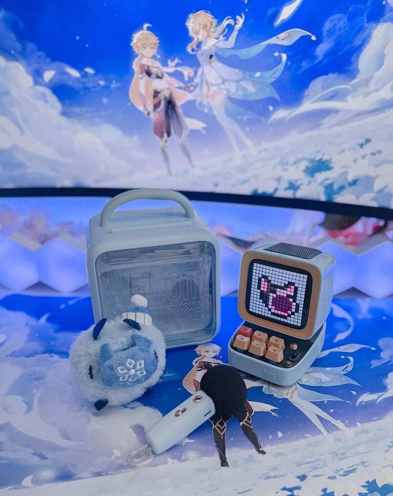 Cargue la imagen en el visor de la galería, Divoom Ditoo-Mic Mini Karaoke Machine Pixel Art Bluetooth Speaker Perfect Gift - Polar Tech Australia