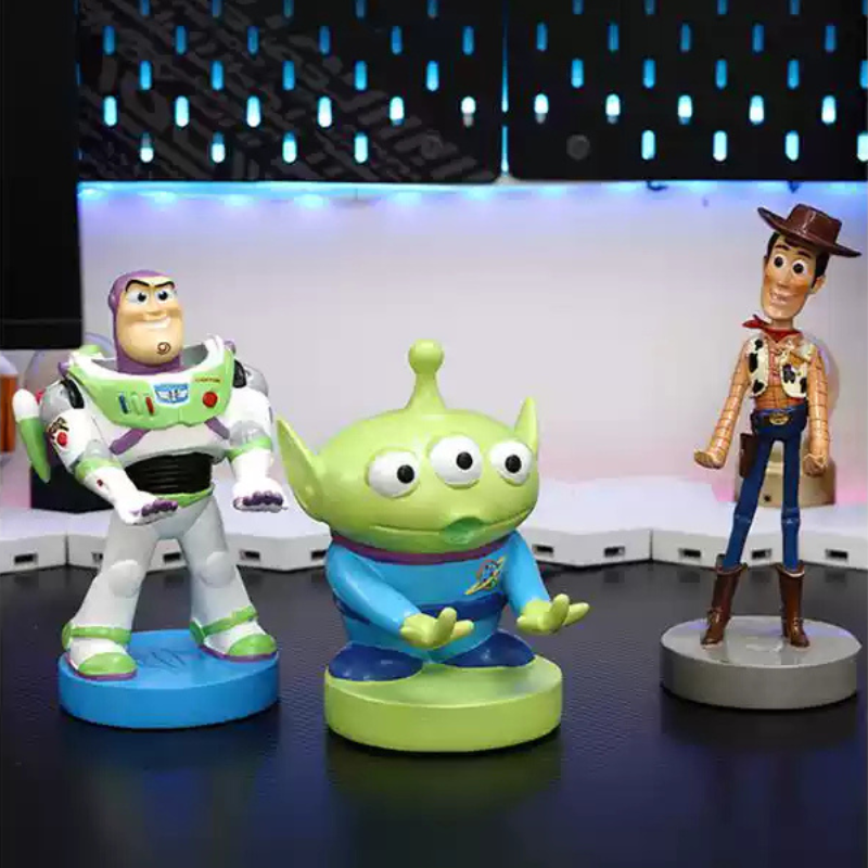 Chargez l'image dans la visionneuse de la galerie, Creative Anime Figure as a Versatile Game Controller Stand for PS5, Switch, and Other Consoles - Polar Tech Australia