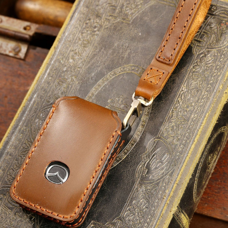 Cargue la imagen en el visor de la galería, Mazda Handcrafted Genuine Leather Folding Car Key Fob Case Cover For CX-5, CX-3, CX-30, CX-9

