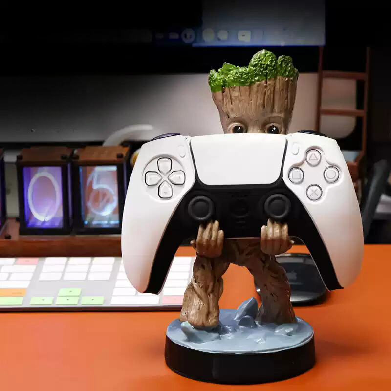 Load image into Gallery viewer, Creative Anime Figure as a Versatile Game Controller Stand for PS5, Switch, and Other Consoles - Polar Tech Australia
