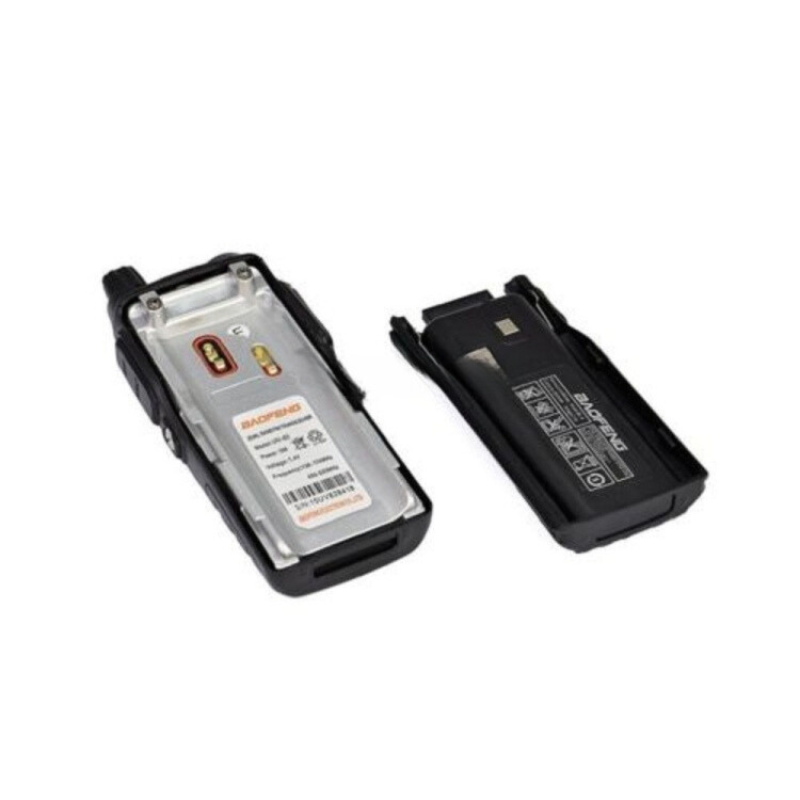 Cargue la imagen en el visor de la galería, [UV-82] BaoFeng Dual Band Two-Way Radio FM VHF UHF Handheld Walkie Talkie - Polar Tech Australia
