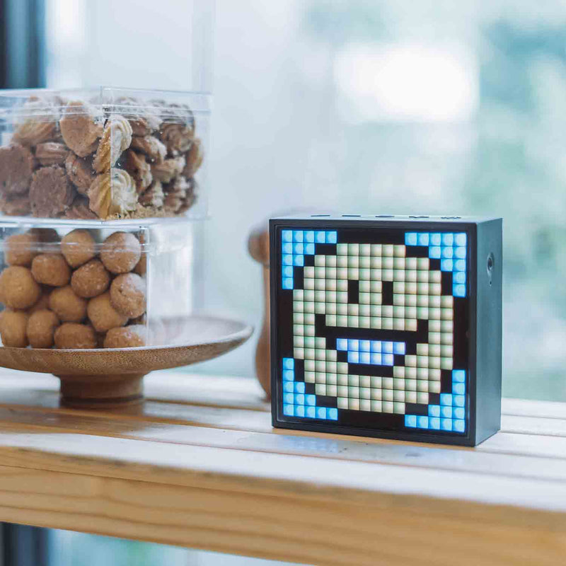 Cargue la imagen en el visor de la galería, Divoom Timebox-Evo Pixel Art Speaker 16x16 DIY LED Display Alarm Clock Box Perfect Gift - Polar Tech Australia
