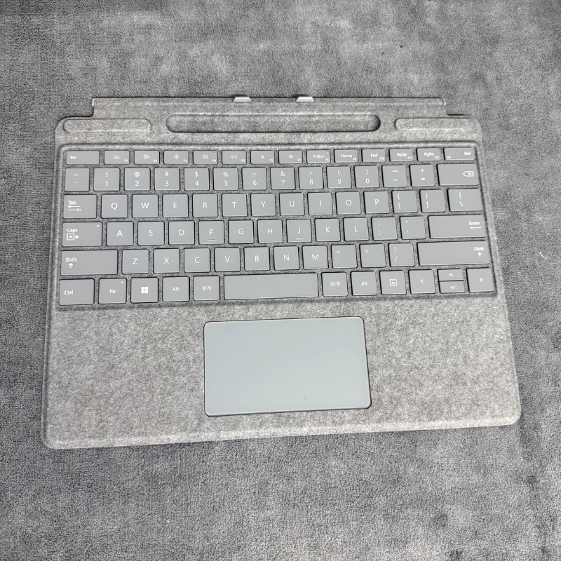 Cargue la imagen en el visor de la galería, [Used 9.5 / 10] Genuine Microsoft Surface Pro X / 8 / 9 / 10 / 11 Series - Laptop Keyboard Palmrest US Layout
