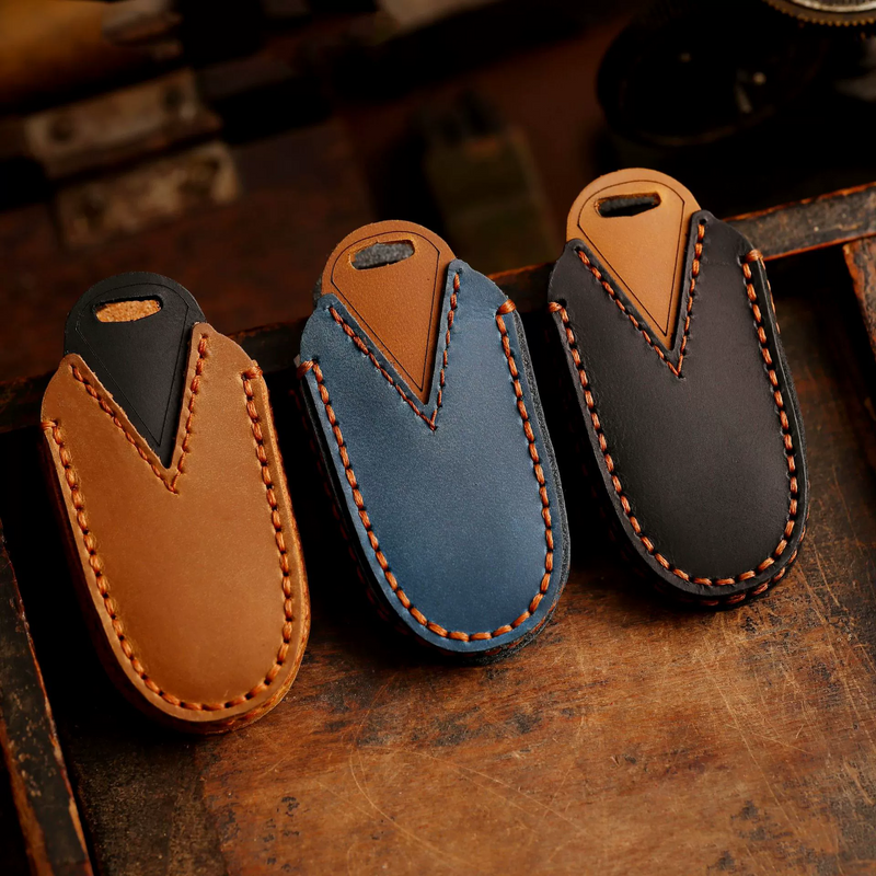 Cargue la imagen en el visor de la galería, Tesla Handcrafted Genuine Leather Car Key Fob Protective Cover Case For Model 3, Y, S, X
