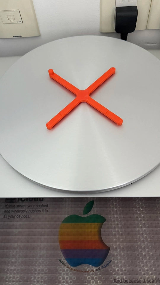 Load image into Gallery viewer, Elegant Power-On with a Simple Press! Compatible with M4 Series Mac Mini 2024 – Enhanced Heat Dissipation - Polar Tech Australia
