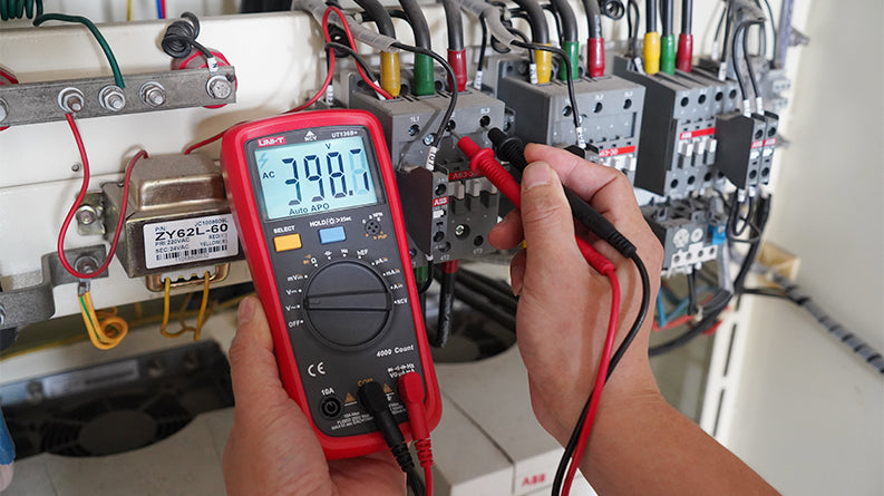 Cargue la imagen en el visor de la galería, [UT136B+] UNI-T Digital multimeter tester AC DC Voltmeter Ammeter Ohm capacitance HFE Diode/transistor tester - Polar Tech Australia
