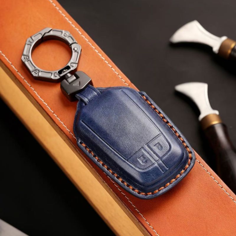 Chargez l&#39;image dans la visionneuse de la galerie, Isuzu Handcrafted Genuine Leather Car Key Fob Case Cover For D-MAX, MU‑X

