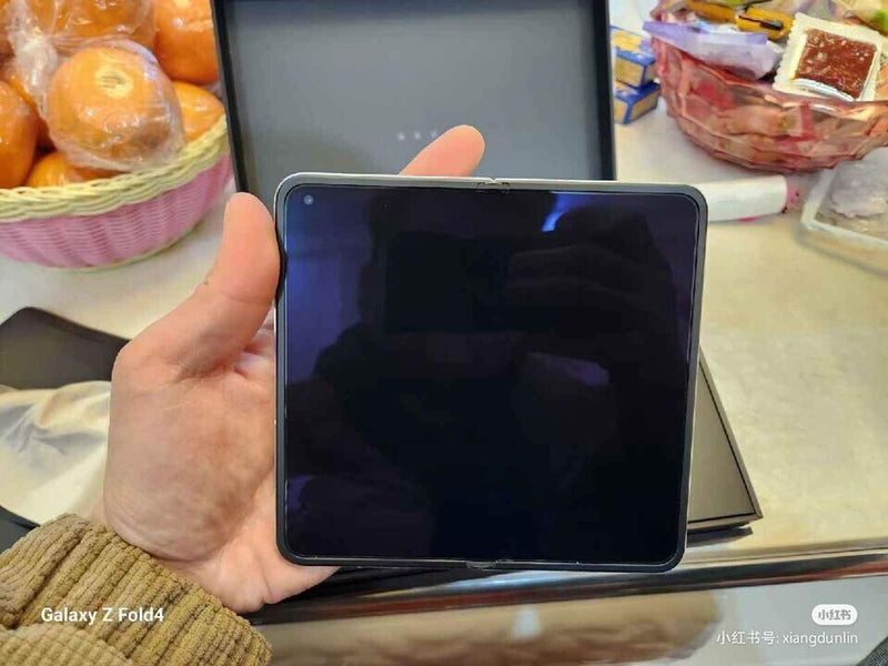 Chargez l&#39;image dans la visionneuse de la galerie, [Used 9/10] OPPO Find N2 (PGU110) - Snapdragon 8+ Gen 1 16GB RAM 512 GB Smartphone - Green Color - Polar Tech Australia

